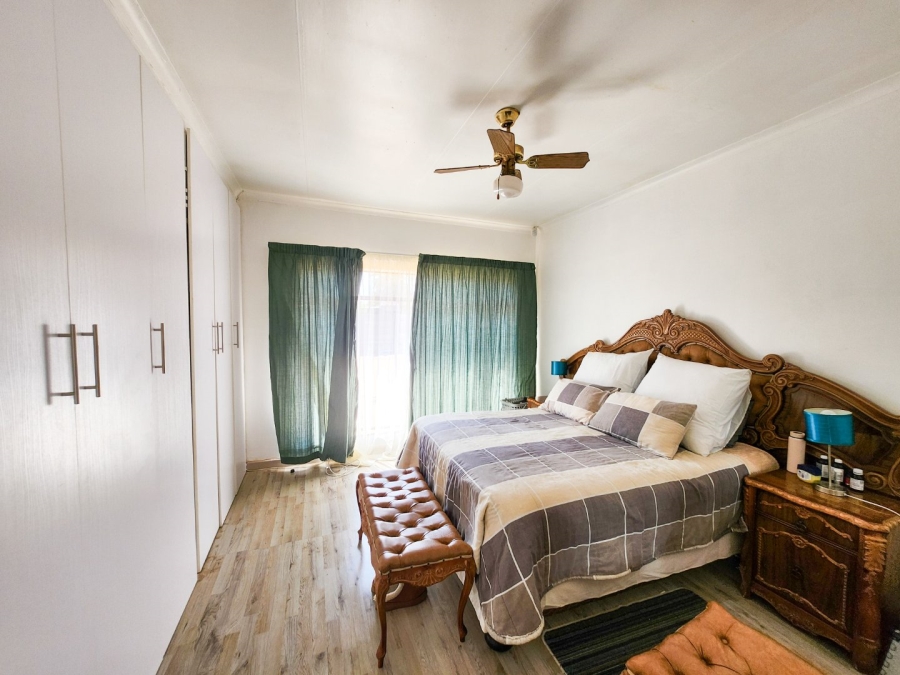 3 Bedroom Property for Sale in La Hoff North West